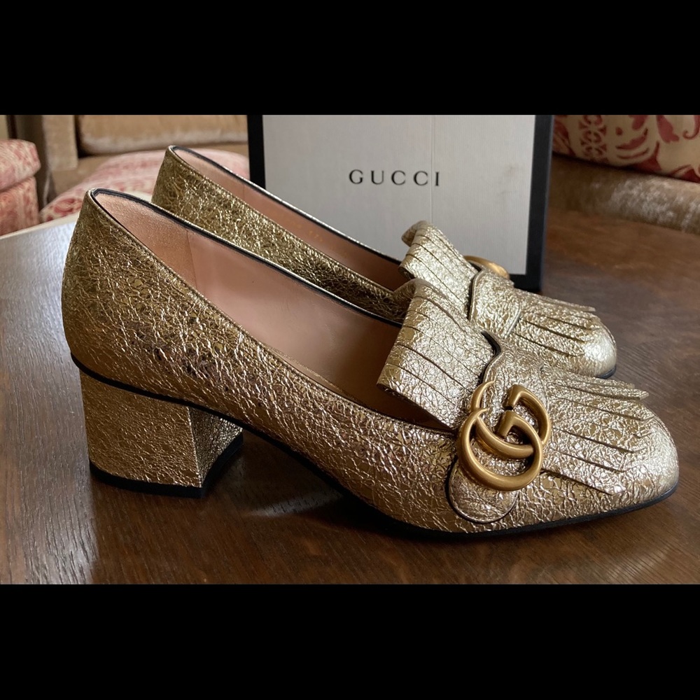 Gucci gold marmont pumps